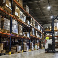 How Forklifts Improve Warehouse Efficiency Thumbnail